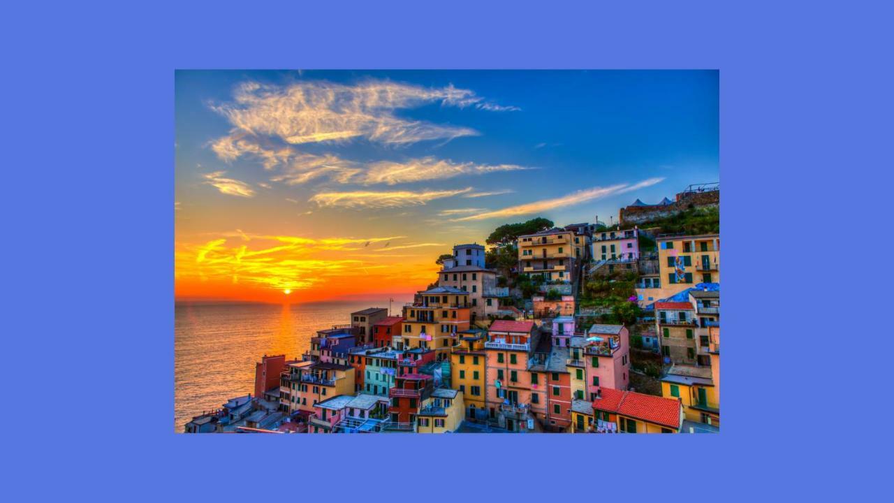 Casetta Romantica Viola Lerici Bagian luar foto